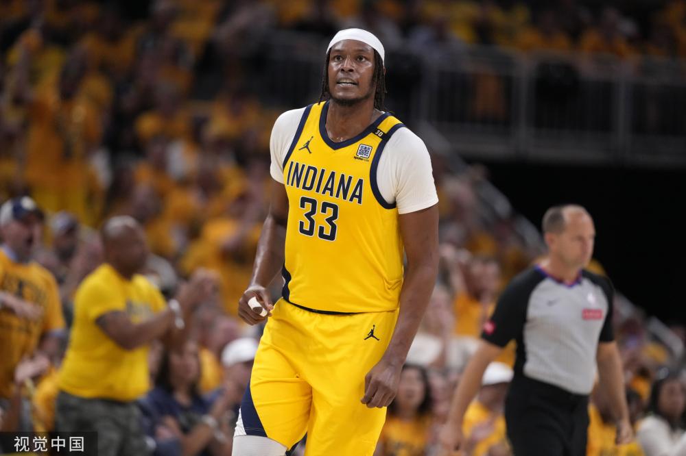 从后场带球 从后场带球